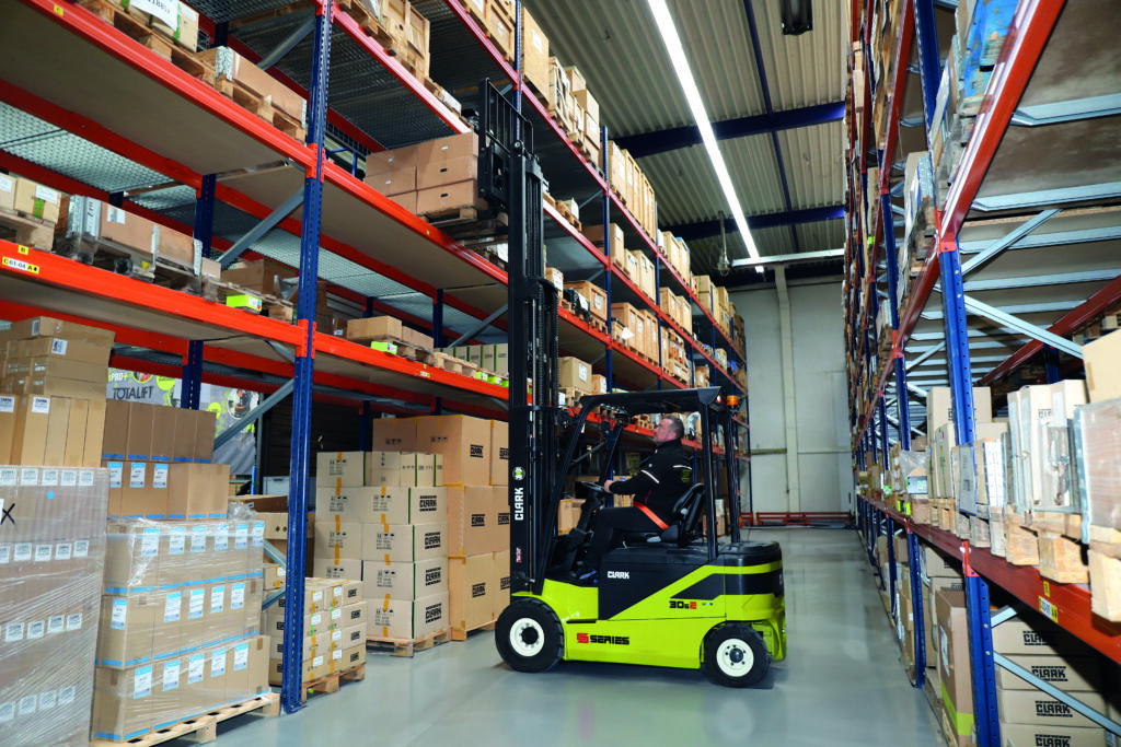 CLARK Elektrostapler SE30s