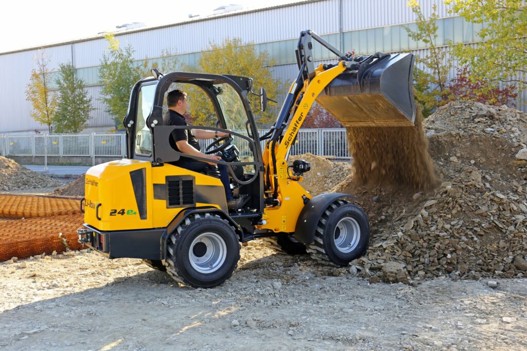 Schäffer Elektro-Lader 24e